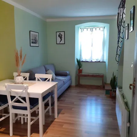 Krianca Апартаменты *